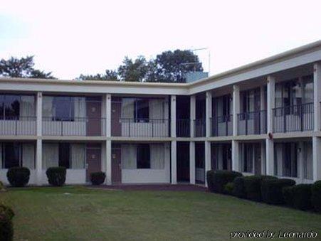 Super 8 By Wyndham Dover Bagian luar foto