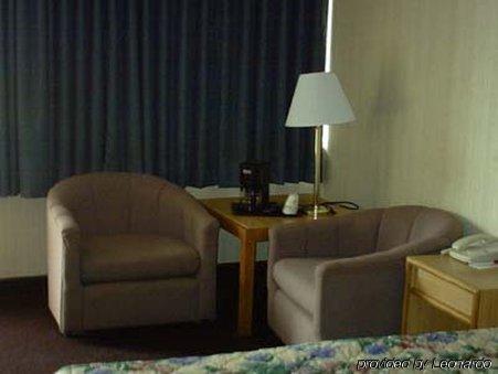 Super 8 By Wyndham Dover Bagian luar foto