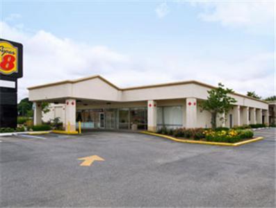 Super 8 By Wyndham Dover Bagian luar foto